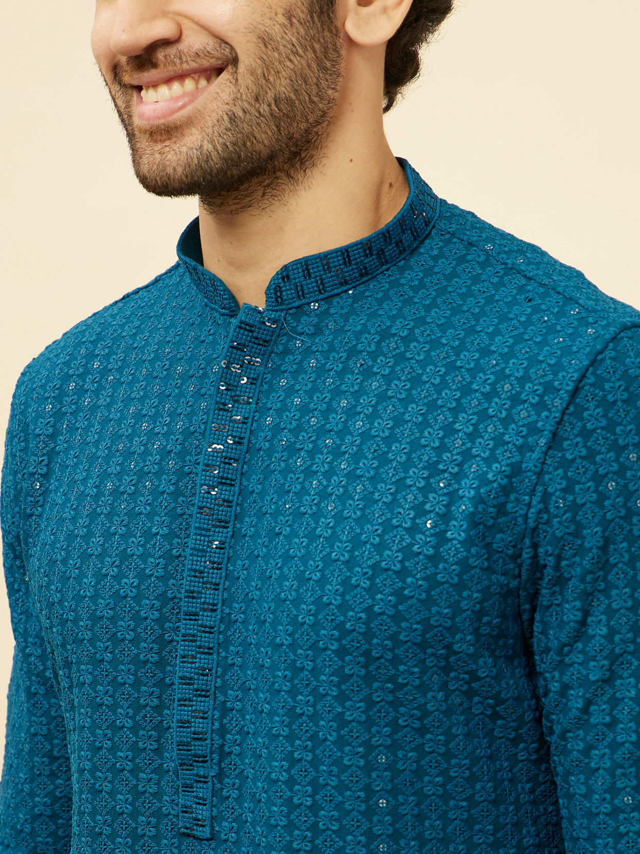 alt message - Manyavar Men Teal Blue Chikankari Embroidered Sequined Kurta Set image number 1